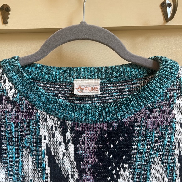 Vintage Italian Knit Pattern Sweater - Picture 4 of 9